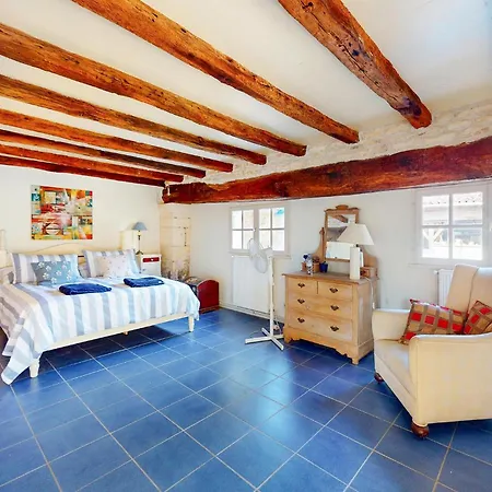 The River House Ferienhaus